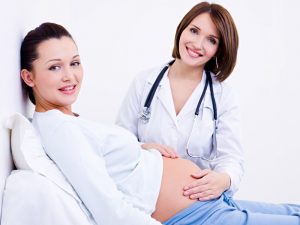 Врач и беременная